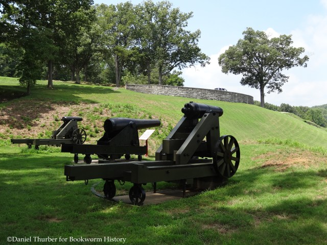 fort-donelson-river-battery-upper-battery-cumberland-river-dover-tennessee-bookworm-history-daniel-thurber